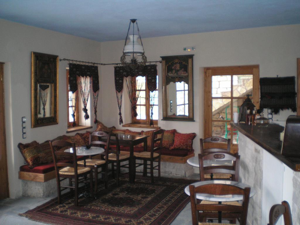 Petradi 1873 Kalarrites Exterior foto